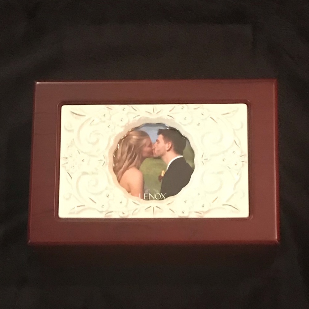 Lenox jewelry box